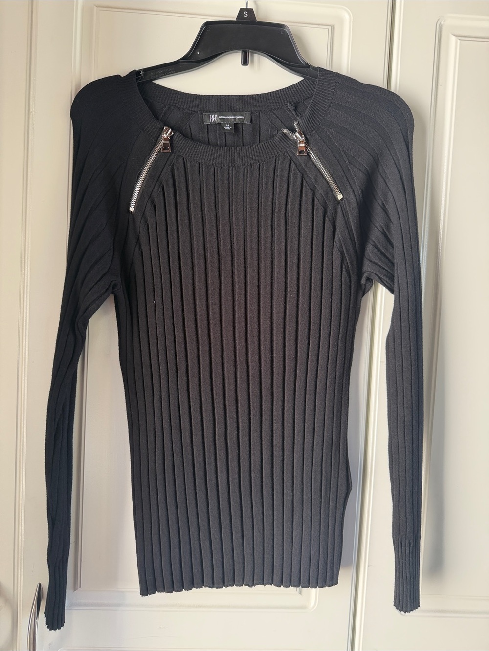 INC International Concepts Black Ribbed Long Sleeve Top with Shoulder Zippers